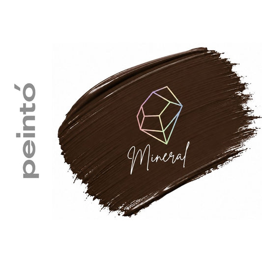Swatch PeintĂł M0 Ideal Brown, pigmento minerale PMU marrone per sopracciglia.