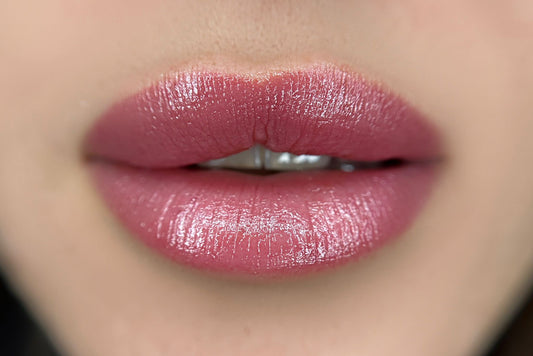 PMU labbra Vellips per effetto labbra velluto con Samantha