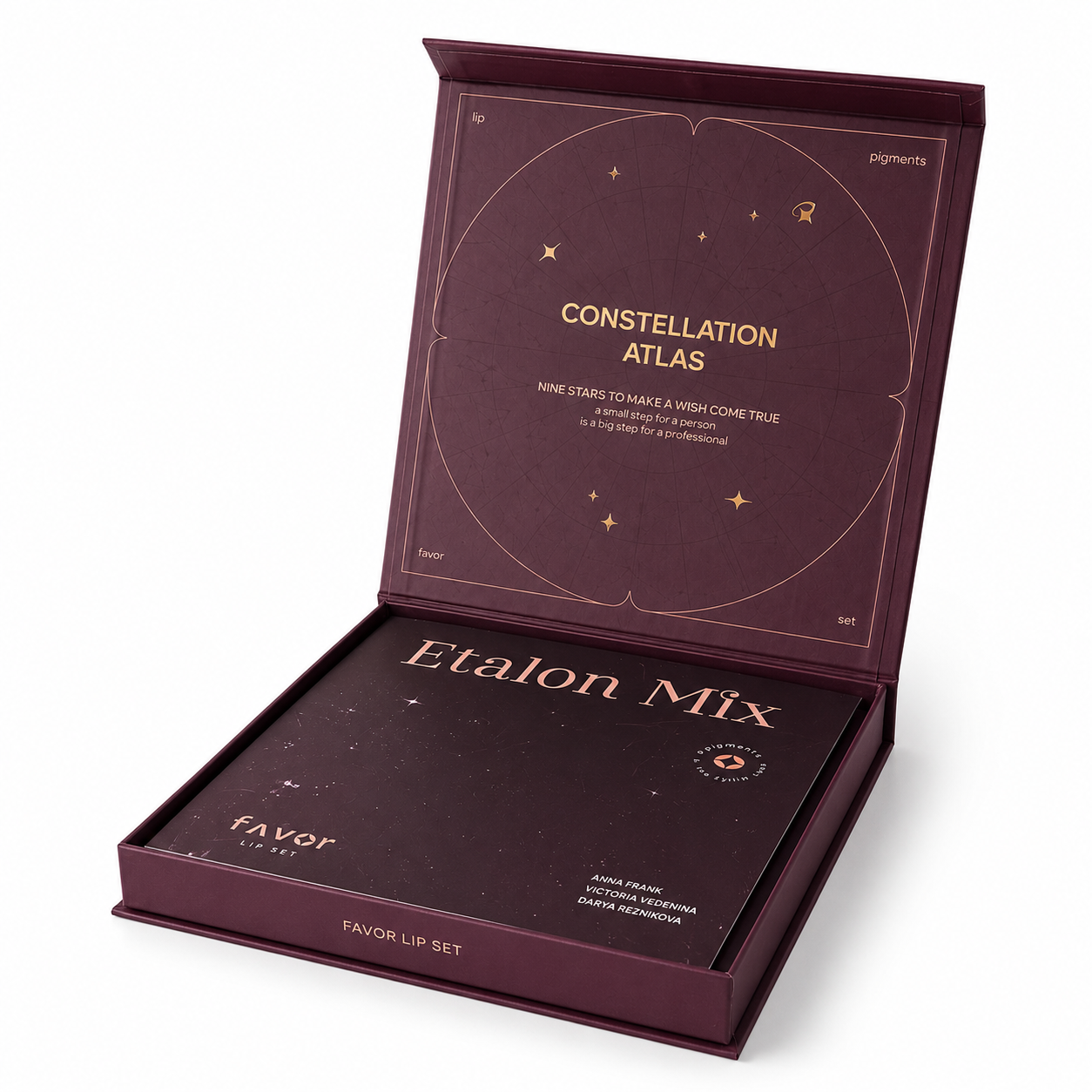 Etalon Mix Favor Lip Set in confezione borgogna aperta con inserto Constellation Atlas e grafica stellare.