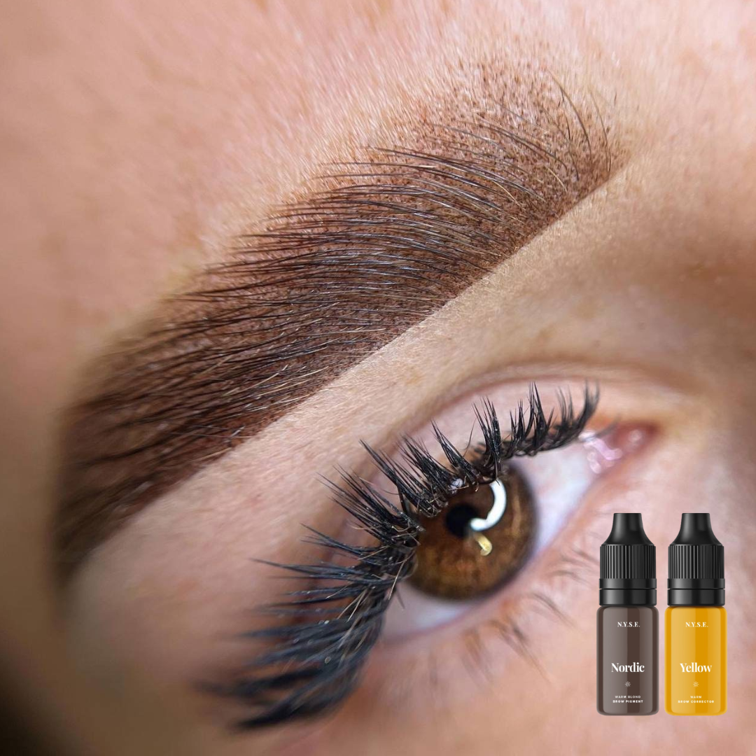 Esempio visivo sopracciglia con pigmenti PMU NYSE Nordic e Yellow per miscele brow calde e risultato naturale
